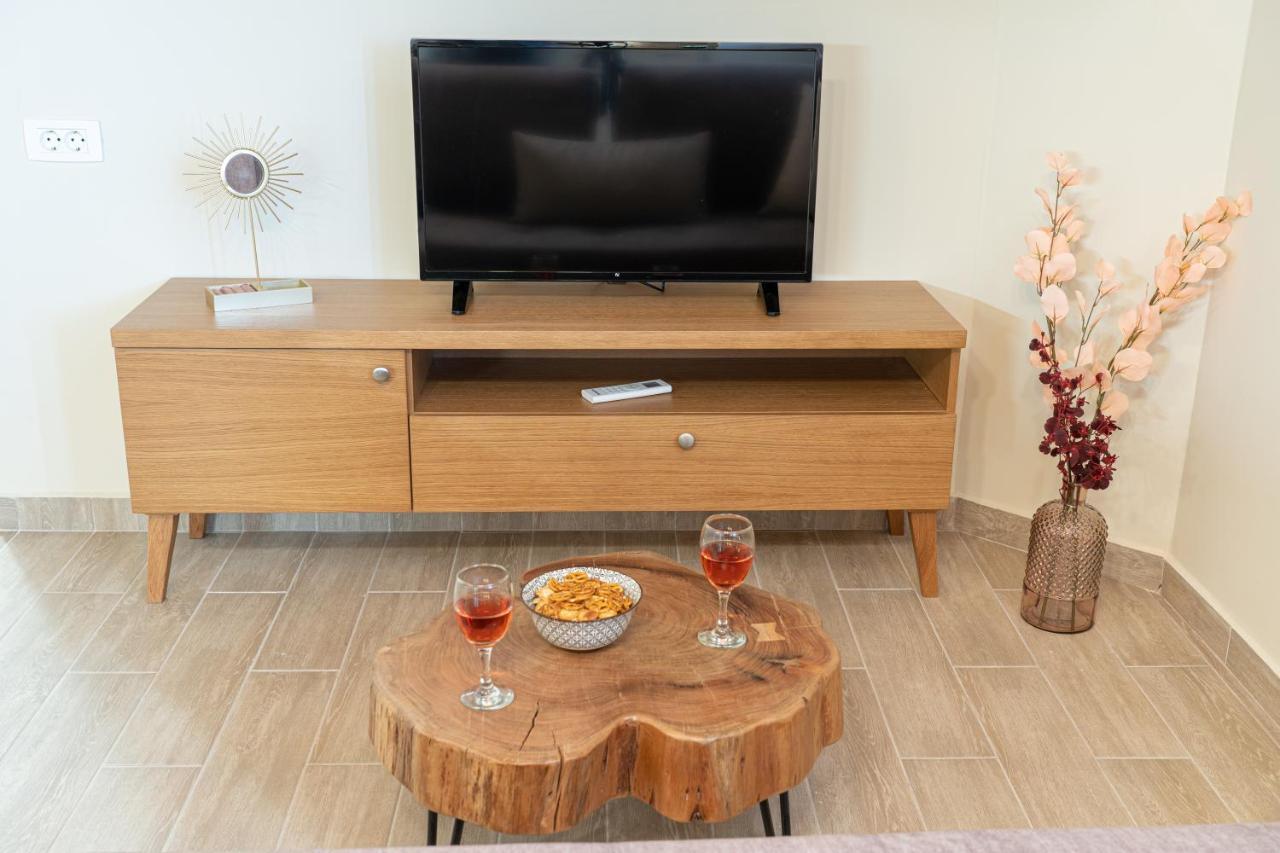 Mimoza'S Apartment Peratáta Dış mekan fotoğraf